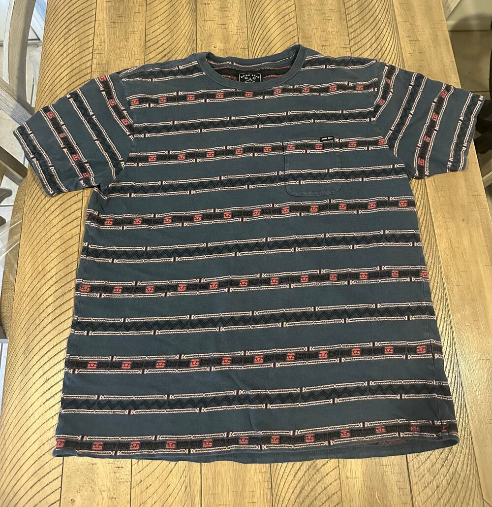 Dark Seas Division T-Shirt Mens Large Blue Aztec Striped Pocket Tee Skater Surf